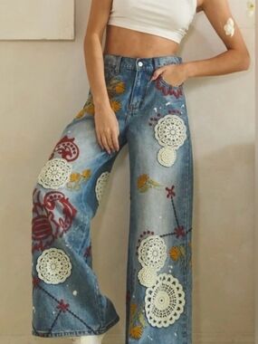 Oli & Hali Washed Embroidery Applique Wide Leg Denim Jeans - XL